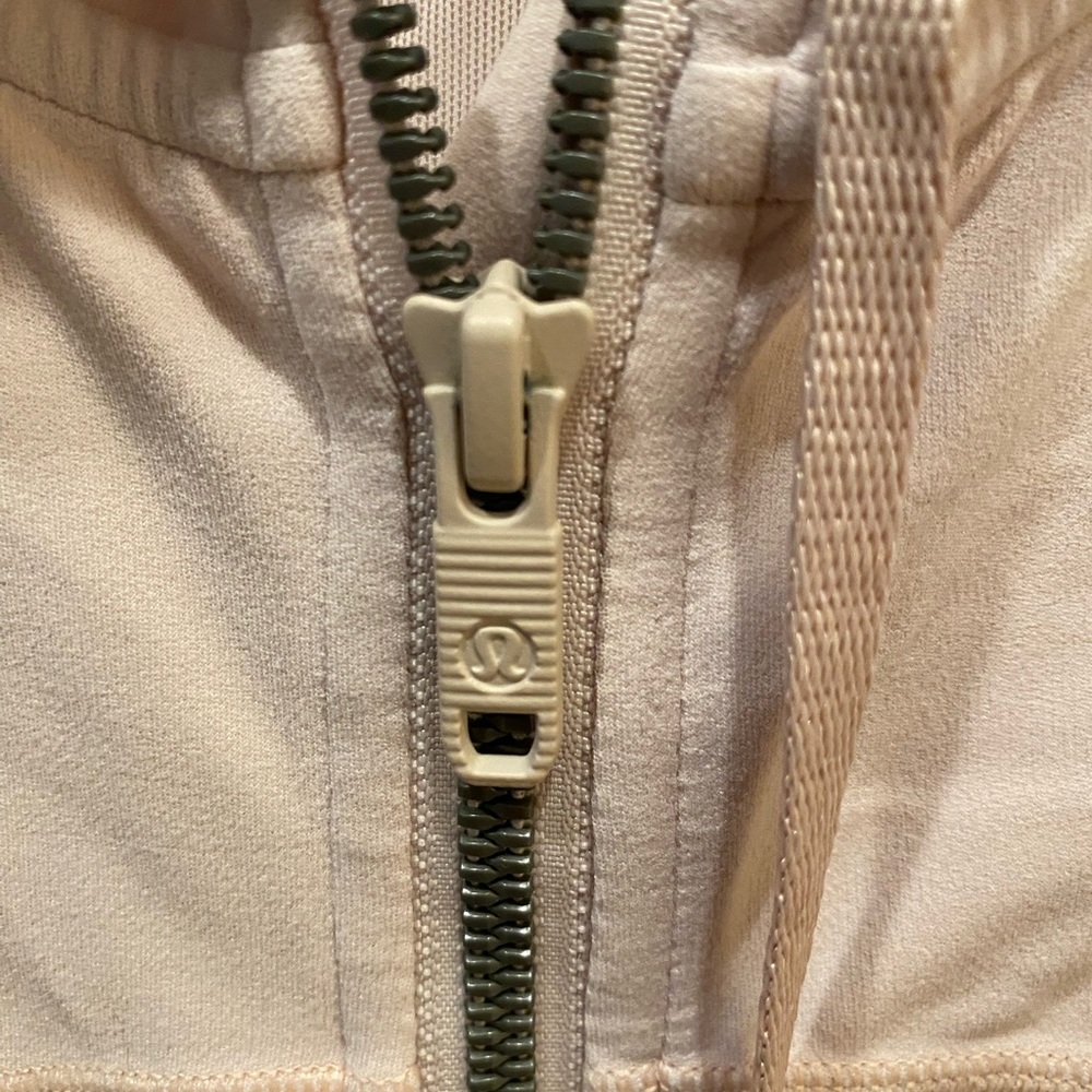 Lululemon Jacket - Picture 5 of 12